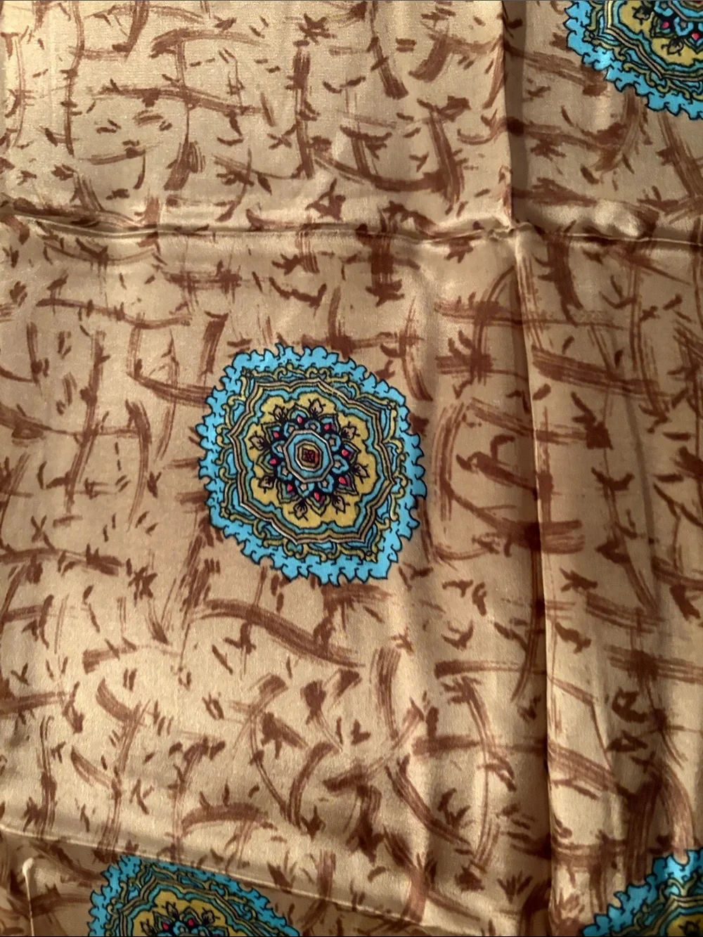 Silk scarf mode makers by Ben Goodman - Methe all silk made in Japan